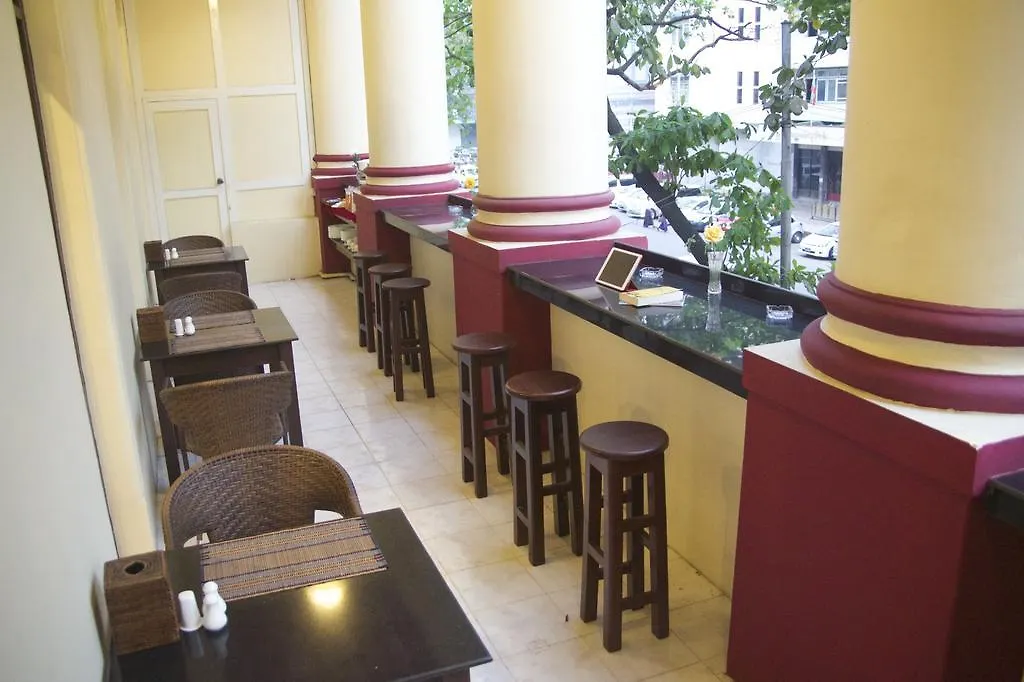 The Willow Inn 仰光 旅馆